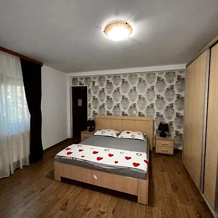 招待所 Rafael Si Robert 3*