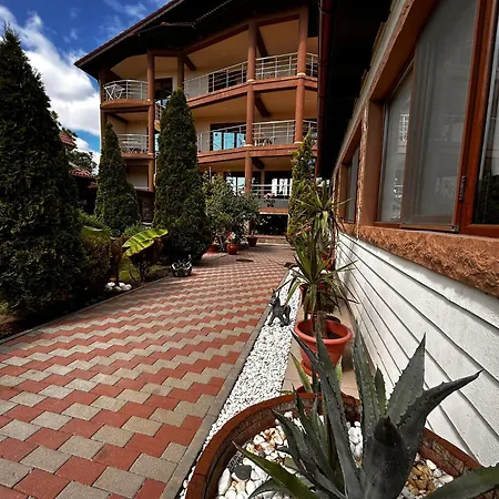 招待所 Rafael Si Robert 多亚马伊